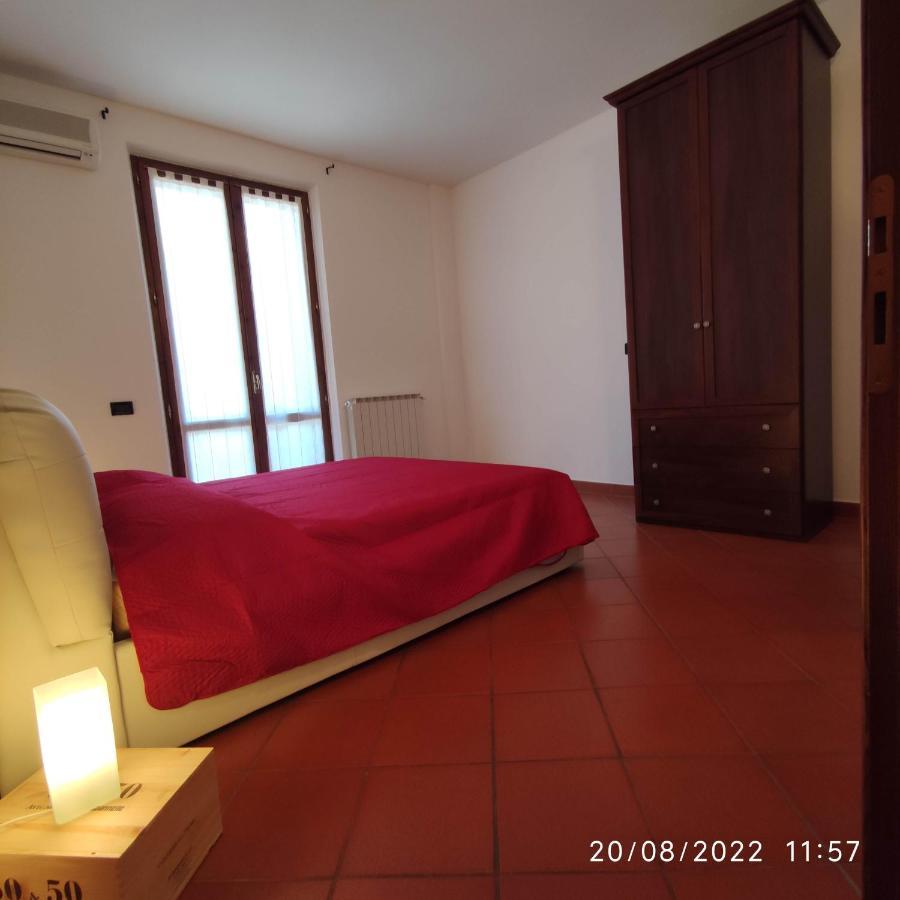 M & M Pinzi Suite Apartment Montepulciano Stazione Exterior foto